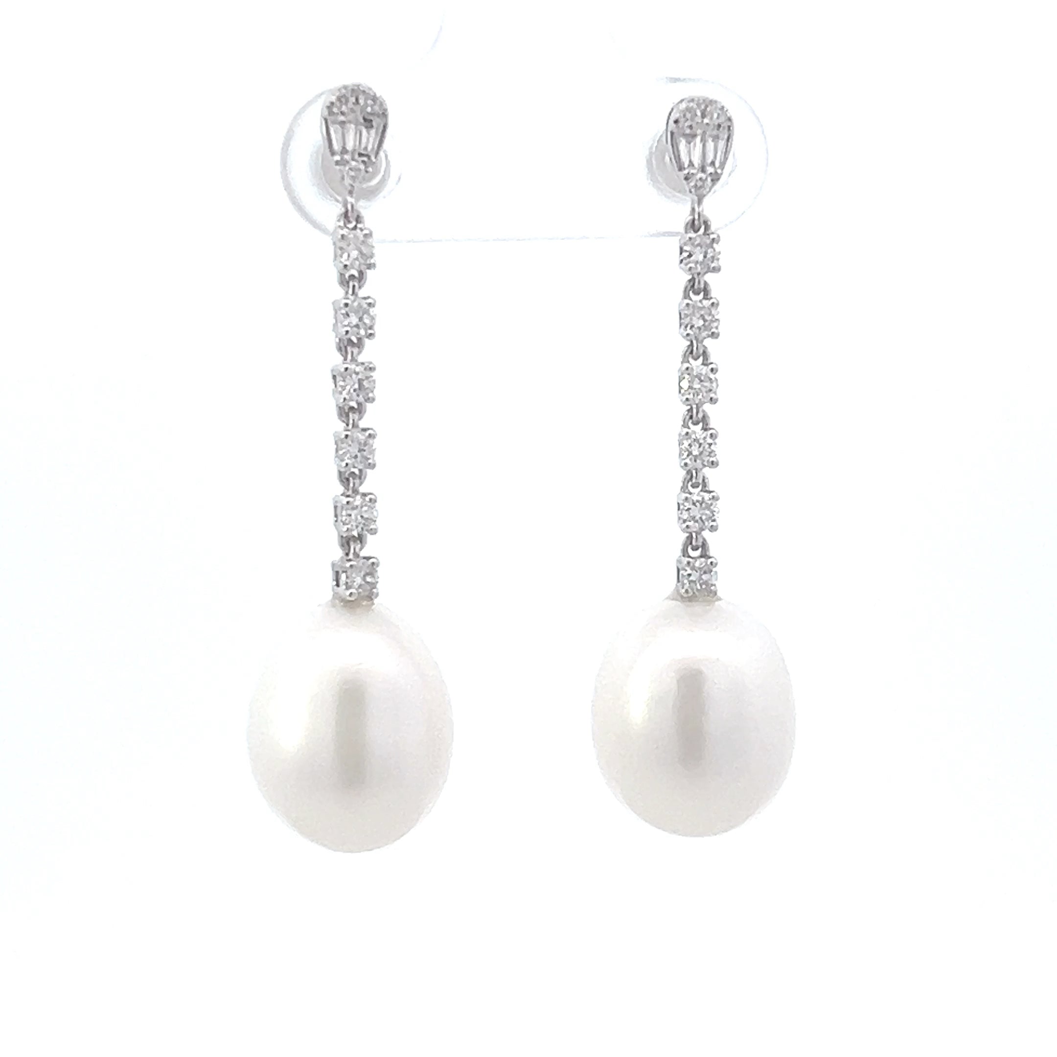 T 824 3160 - Aretes Perla y Tiras de Diamantes