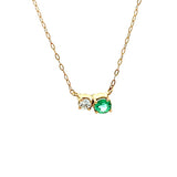 Pendant esmeralda y diamante round en uñas